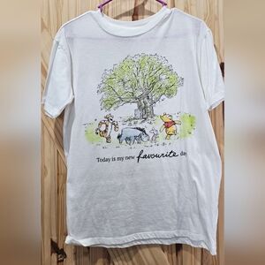 Disney Winnie the Pooh White Kids Graphic Tee - "Favourite Day"